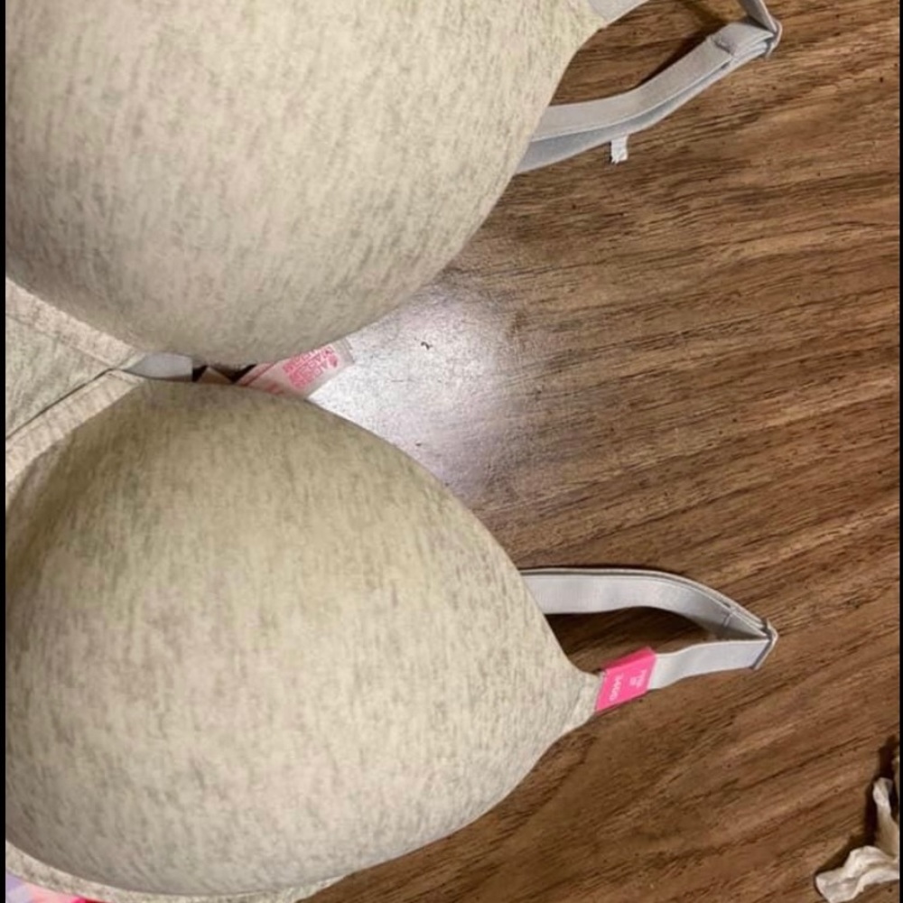 Brand new pink bra